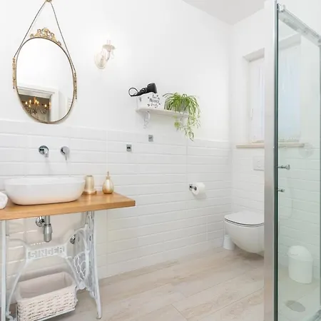 Batelica In Sveti Bartul - Haus Fuer 8 -10 Personen Villa Labin (Istria)