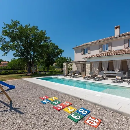 Batelica In Sveti Bartul - Haus Fuer 8 -10 Personen *