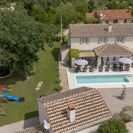 Villa Batelica In Sveti Bartul - Haus Fuer 8 -10 Personen *