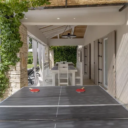 Vila Batelica In Sveti Bartul - Haus Fuer 8 -10 Personen